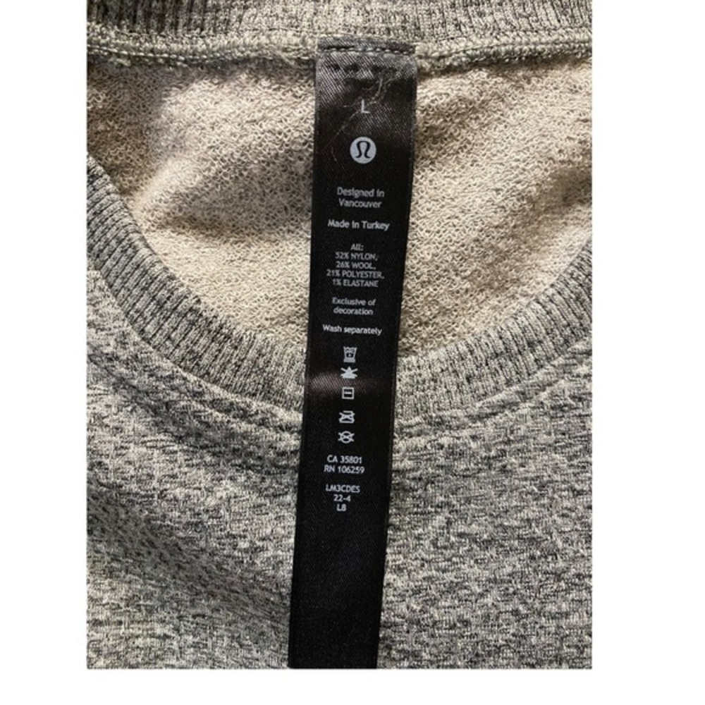 Lululemon Long-Sleeve Crew mens L NWT - Picture 9 of 9